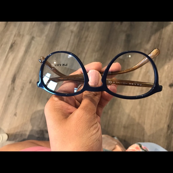 Brand new Prada eyeglasses frame - Picture 2 of 3
